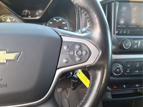 Used 2022 Chevrolet Colorado LT AWD/4WD image 26