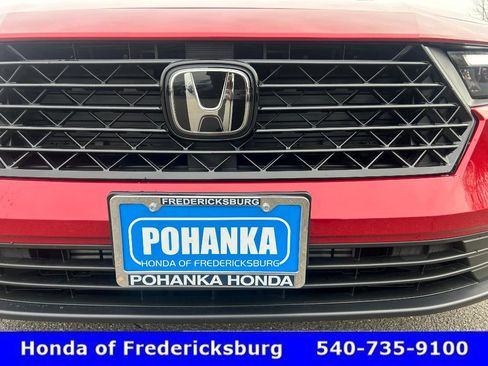 Certified 2025 Honda Accord SE image 10