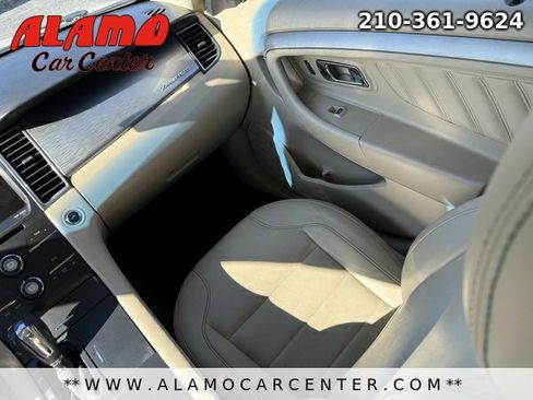 Used 2013 Ford Taurus SEL image 21