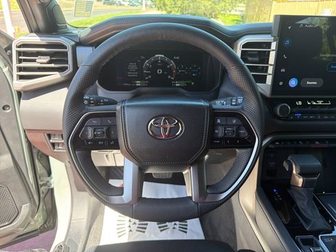 Used 2026 Toyota Sequoia Platinum AWD/4WD image 16