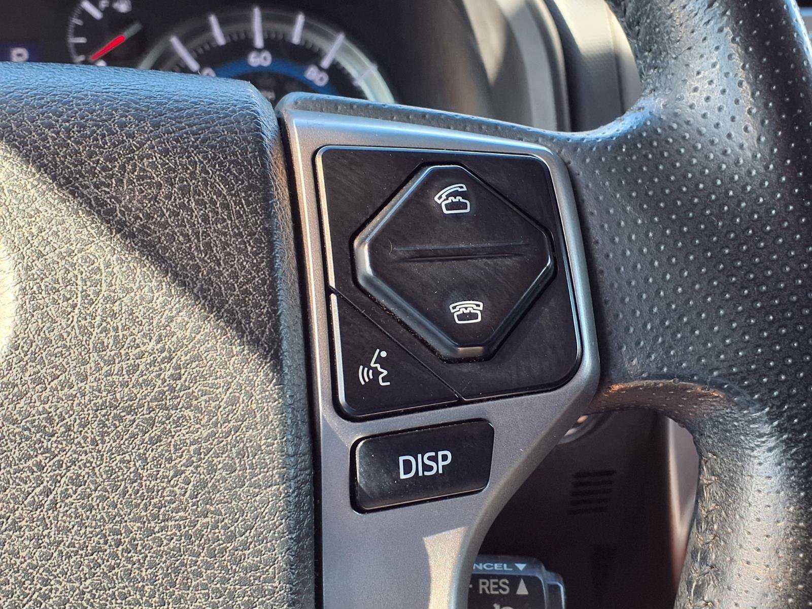 Used 2018 Toyota 4Runner Limited AWD/4WD image 29