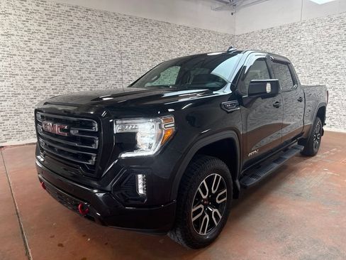 Used 2019 GMC Sierra 1500 AT4 w/ AT4 Premium Package AWD/4WD image 3