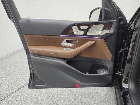 Certified 2026 Mercedes-Benz GLS 450 4MATIC image 12