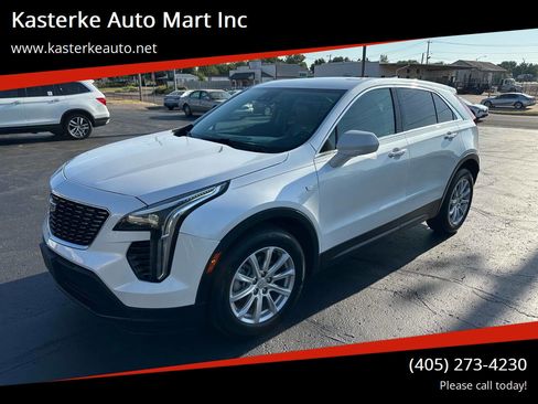 Used 2020 Cadillac XT4 Luxury w/ Cold Weather Package image 1