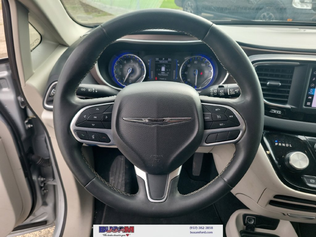 Used 2023 Chrysler Voyager LX FWD image 15