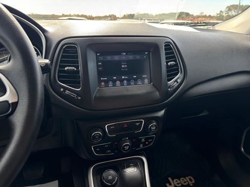 Used 2019 Jeep Compass Sport image 15