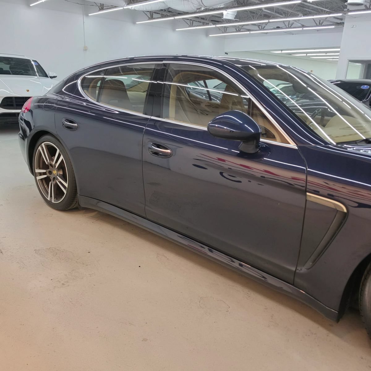 Used 2016 Porsche Panamera 4S AWD/4WD image 7