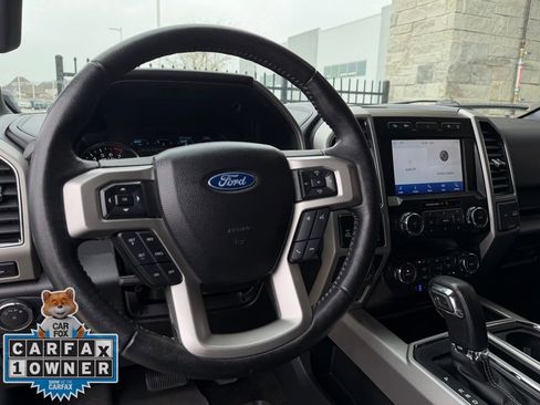 Used 2020 Ford F150 Lariat image 12