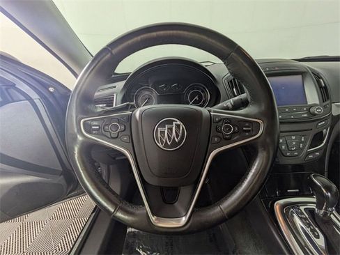 Used 2017 Buick Regal Sport Touring image 16