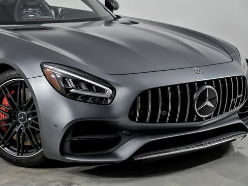 Used 2020 Mercedes-Benz AMG GT C image 2