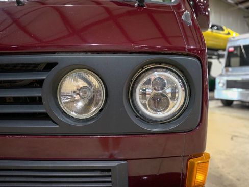 Used 1990 Volkswagen Vanagon Multi-Van image 29