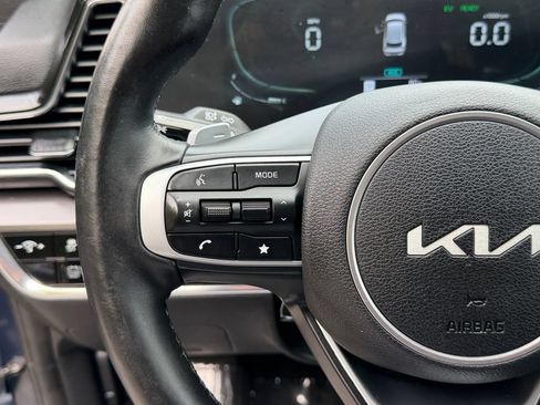 Certified 2023 Kia Sportage EX AWD/4WD image 16