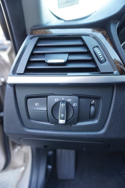 Used 2014 BMW 328i Sedan RWD image 15