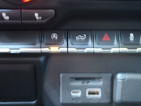 Used 2019 Chevrolet Silverado 1500 LT w/ All-Star Edition image 29