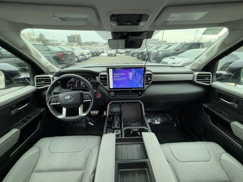 Used 2022 Toyota Tundra Limited w/ TRD Off-Road Package image 23