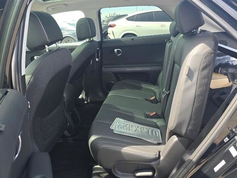Used 2024 Hyundai Ioniq 5 Limited image 9