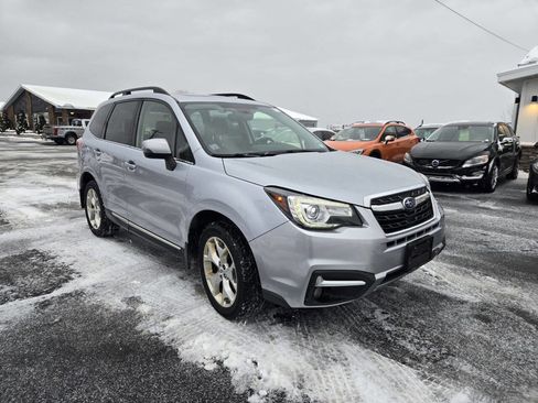 Used 2017 Subaru Forester 2.5i Touring image 7