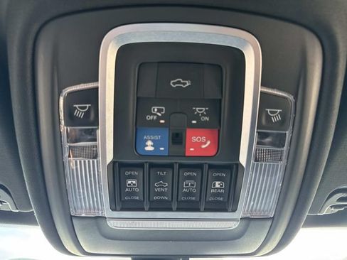 Used 2020 RAM 1500 Laramie w/ Sport Appearance Package AWD/4WD image 21