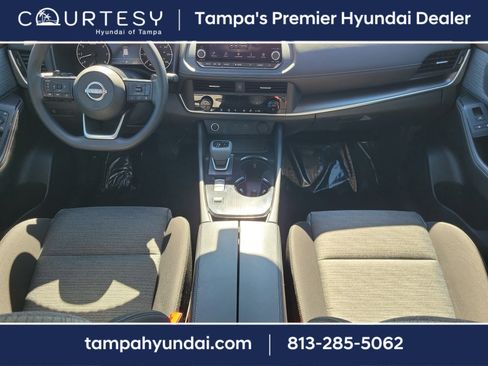 Used 2023 Nissan Rogue SV image 13