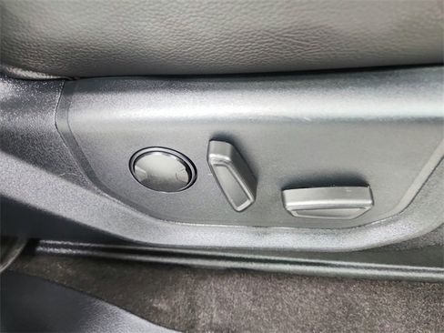 Used 2021 Ford Expedition XLT image 37