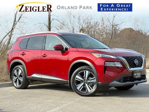 Used 2023 Nissan Rogue SL w/ SL Premium Package image 1