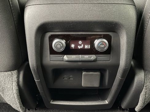 Certified 2025 GMC Acadia Elevation image 37