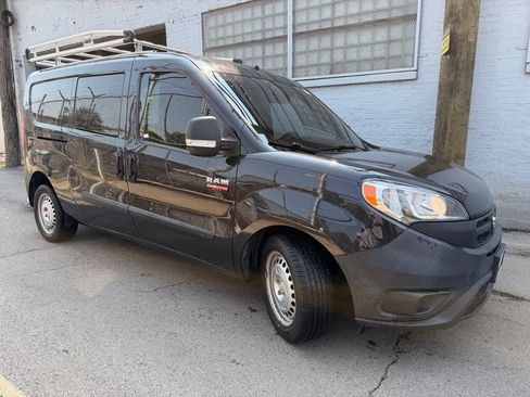 Used 2018 RAM ProMaster City Tradesman FWD image 5