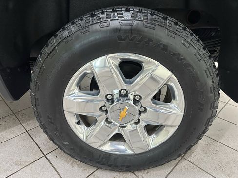 Certified 2023 Chevrolet Silverado 2500 LTZ w/ LTZ Premium Package image 19