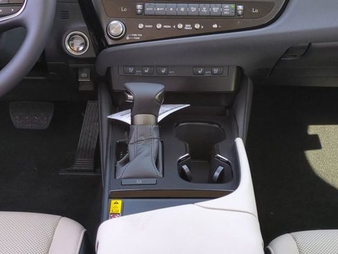 New 2025 Lexus ES 350 350 image 18
