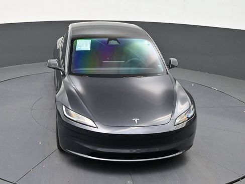 Used 2024 Tesla Model 3 Standard Range RWD image 16