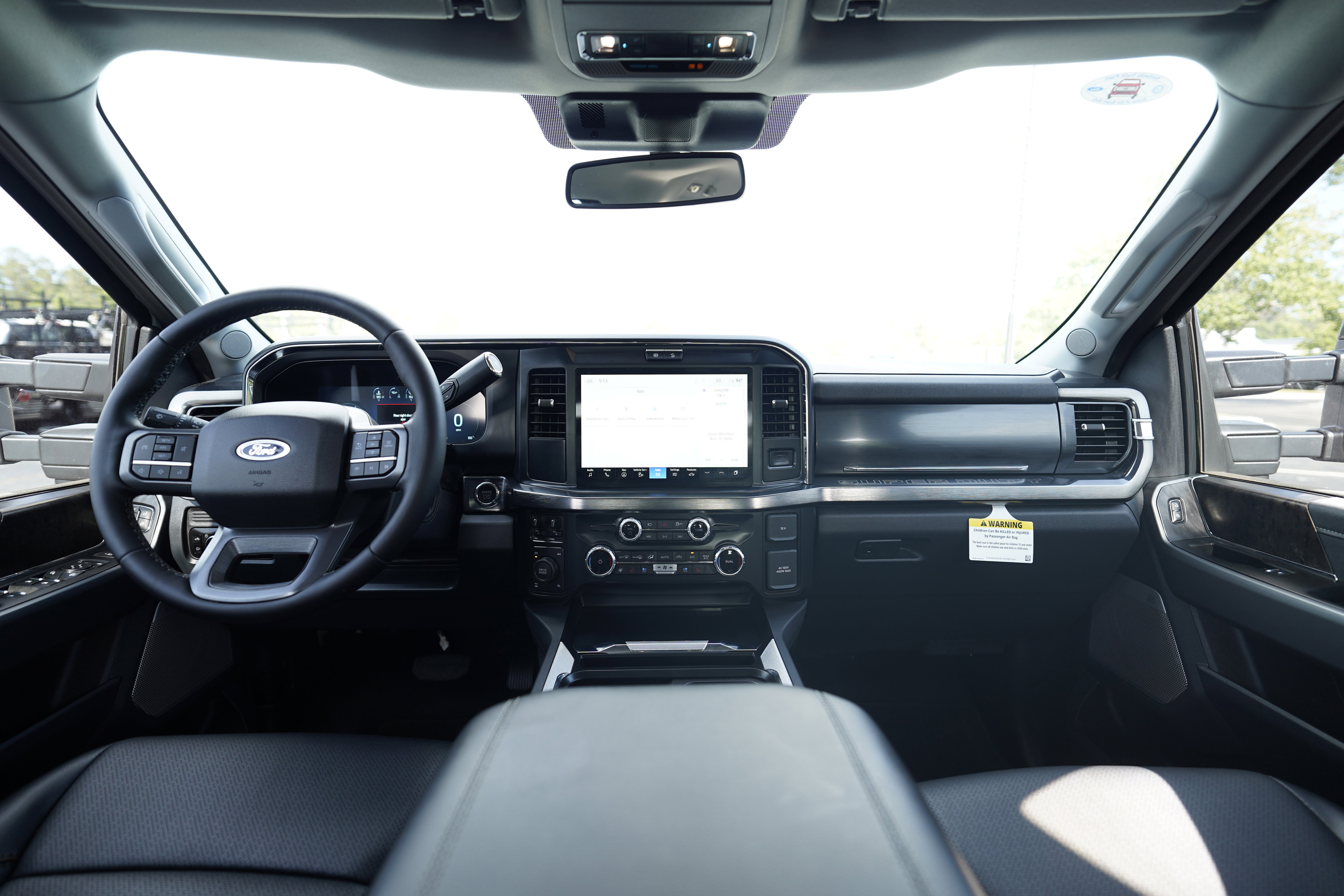 Used 2025 Ford F350 Lariat w/ Black Appearance Package AWD/4WD image 13