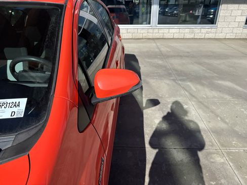 Used 2013 Toyota Prius C Two image 9