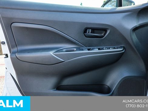 Used 2025 Nissan Versa S w/ Trunk Package image 36