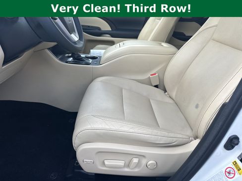 Used 2016 Toyota Highlander Limited AWD/4WD image 9