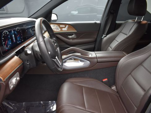 Used 2022 Mercedes-Benz GLE 350 4MATIC w/ Premium Package image 10