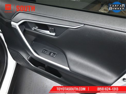 Used 2024 Toyota RAV4 Limited image 39