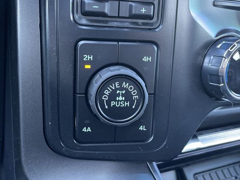 New 2025 Ford F150 Lariat w/ Equipment Group 502A High image 25