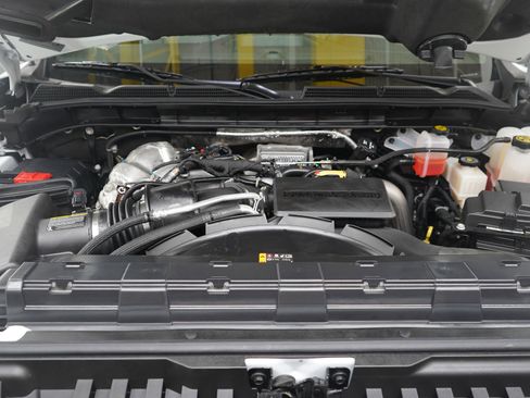 Used 2023 GMC Sierra 2500 SLT w/ Gooseneck/5TH Wheel Package image 30