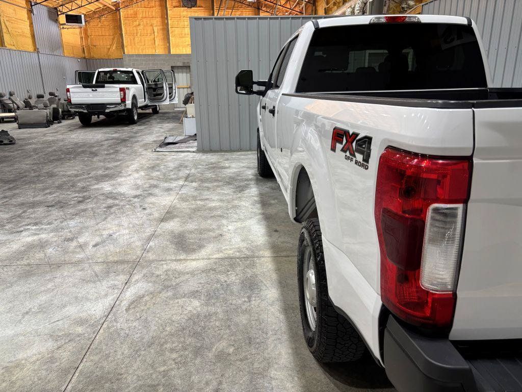 Used 2019 Ford F250 XL w/ Power Equipment Group AWD/4WD image 9