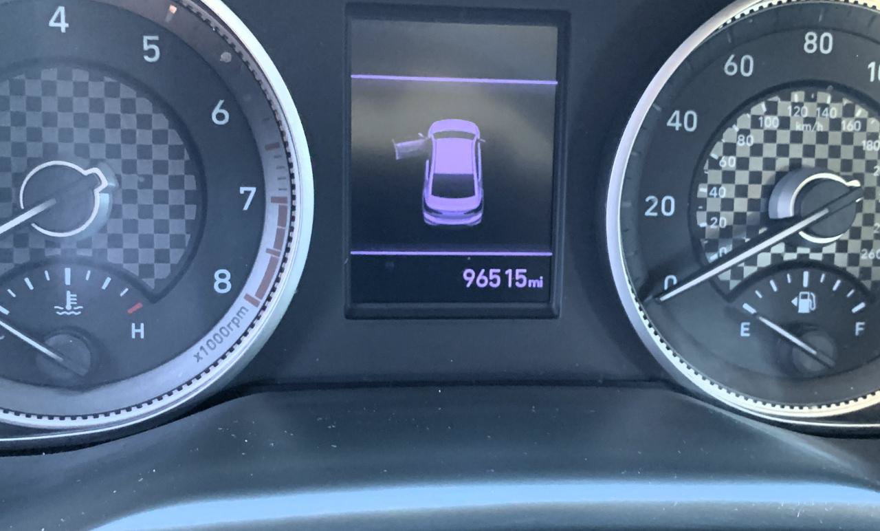 Used 2020 Hyundai Elantra Sedan FWD image 16