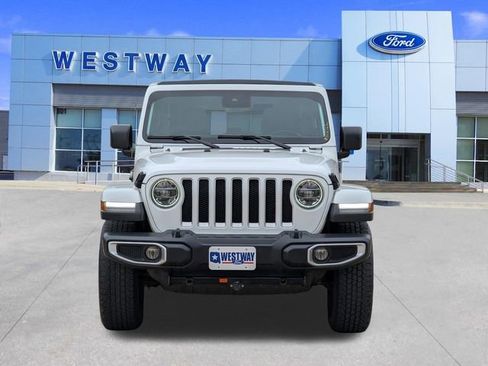 Used 2019 Jeep Wrangler Unlimited Sahara image 7