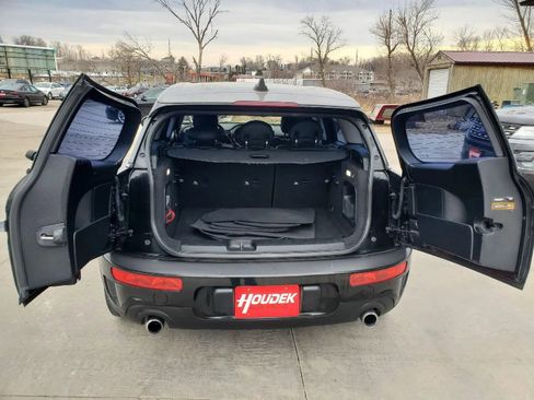 Used 2017 MINI Cooper Clubman S image 18