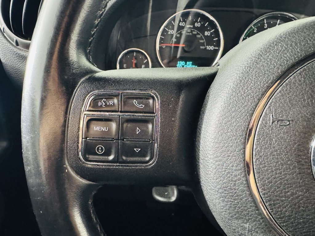 Used 2018 Jeep Wrangler Unlimited Sport w/ Connectivity Group AWD/4WD image 9