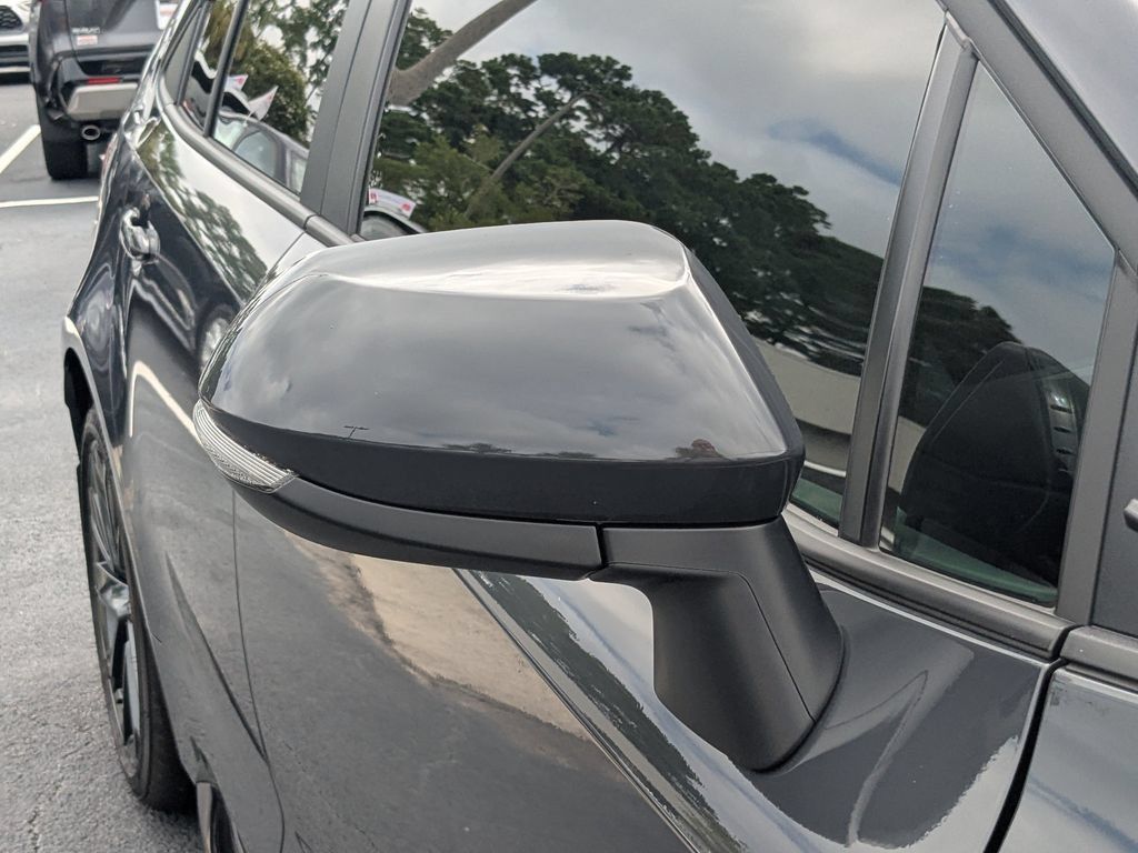 Used 2026 Toyota Corolla SE FWD image 13