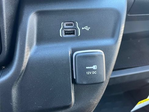 New 2026 RAM ProMaster 2500 w/ Convenience Group FWD image 14