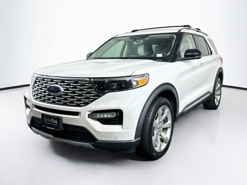 Used 2020 Ford Explorer Platinum w/ Premium Technology Package AWD/4WD image 3
