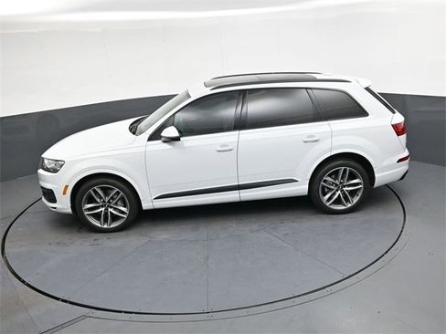 Used 2018 Audi Q7 3.0T Prestige image 20