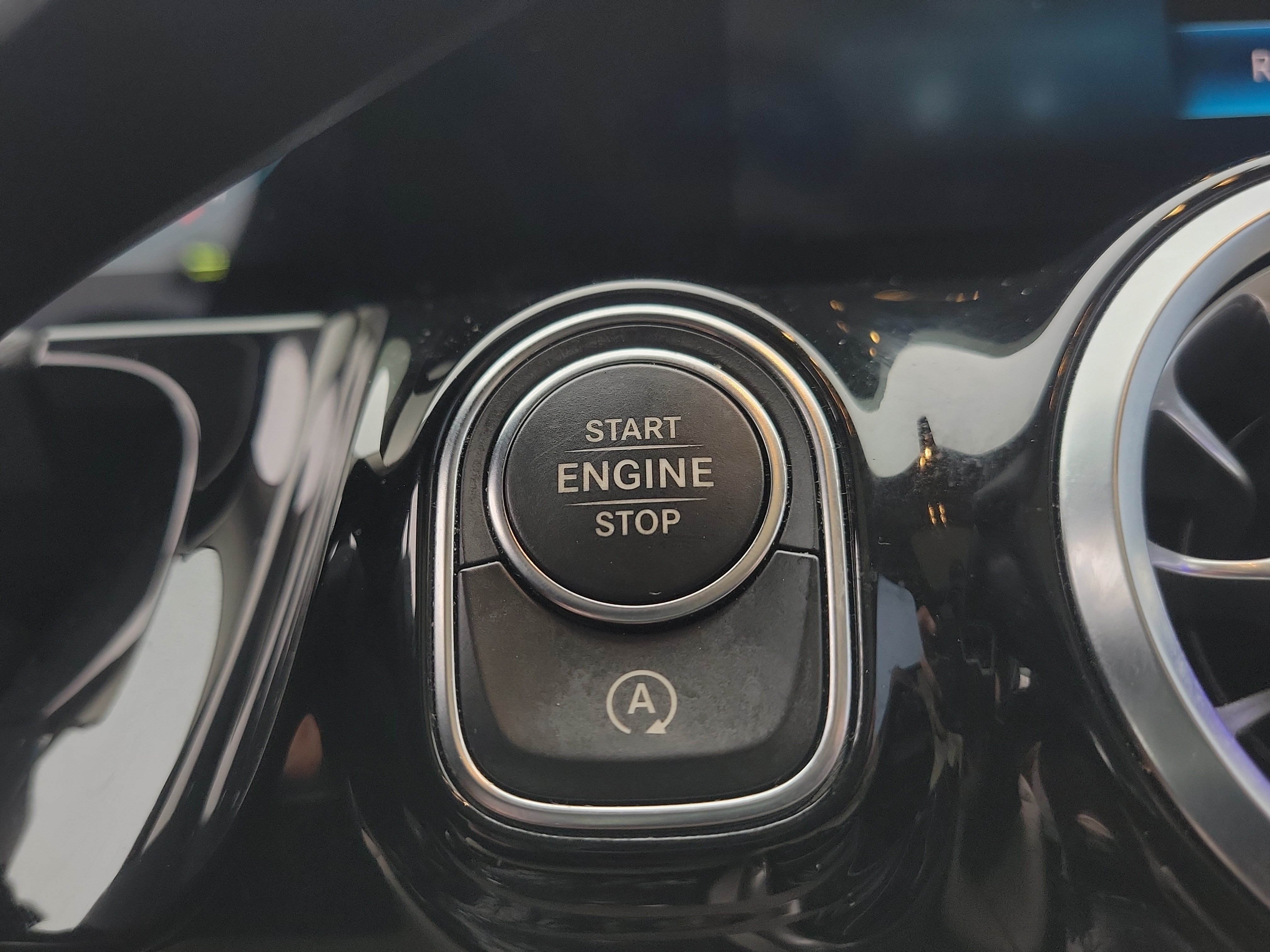 Certified 2021 Mercedes-Benz GLA 250 image 26