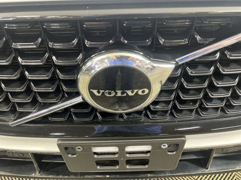 Used 2023 Volvo XC60 B6 Ultimate AWD/4WD image 31