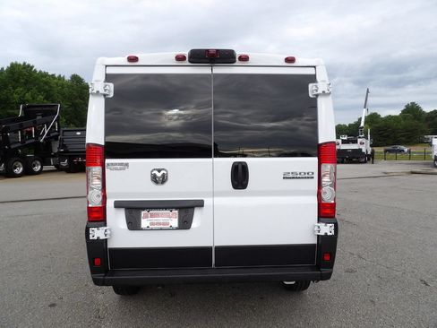 Used 2025 RAM ProMaster 2500 w/ U-Haul Equipment Group FWD image 6